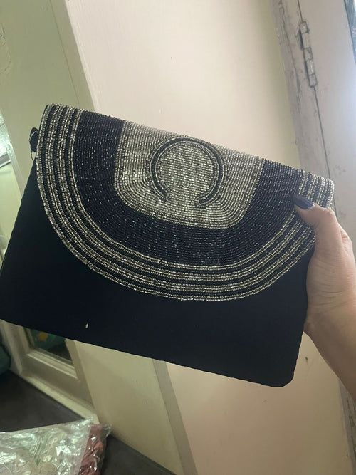 Black Halo Clutch