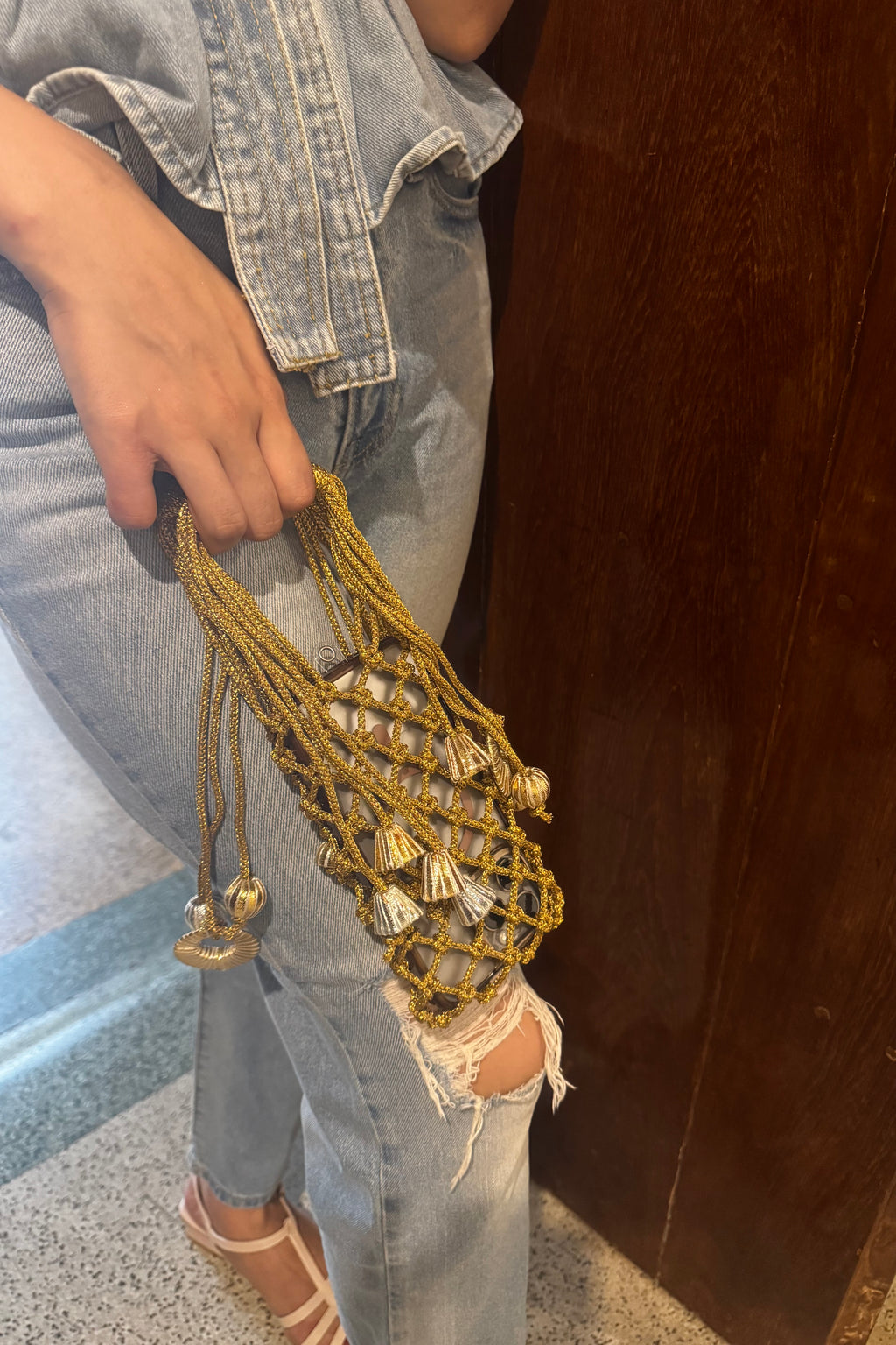 Gilded Net Antique Gold Mobile Bag