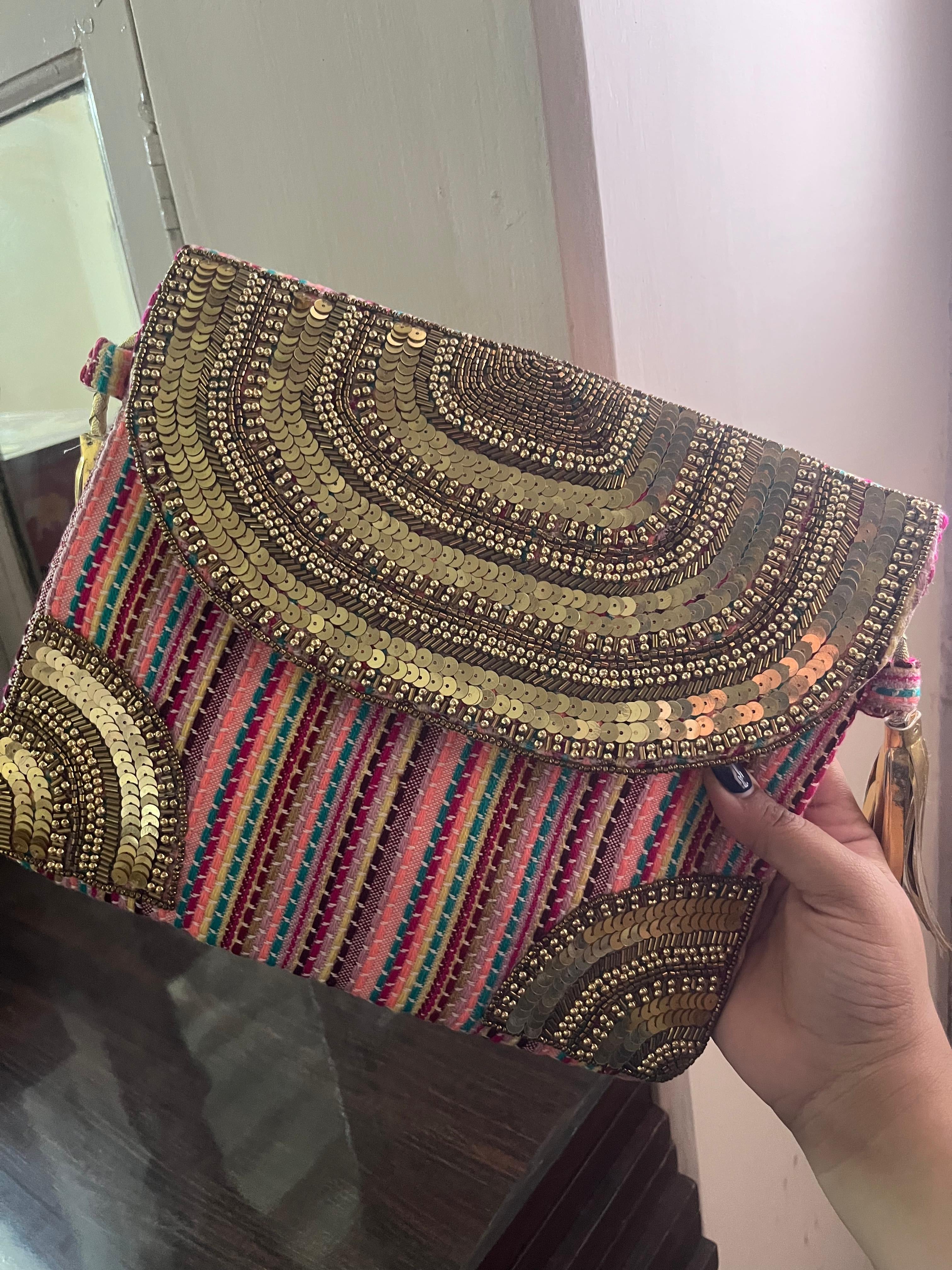 Rangrez Royale Clutch