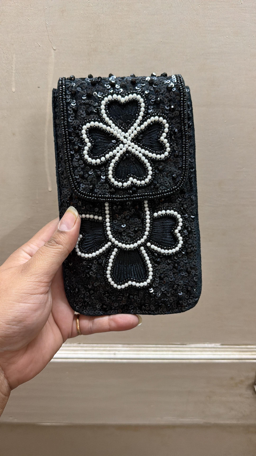 Heart Bloom Phone Pouch