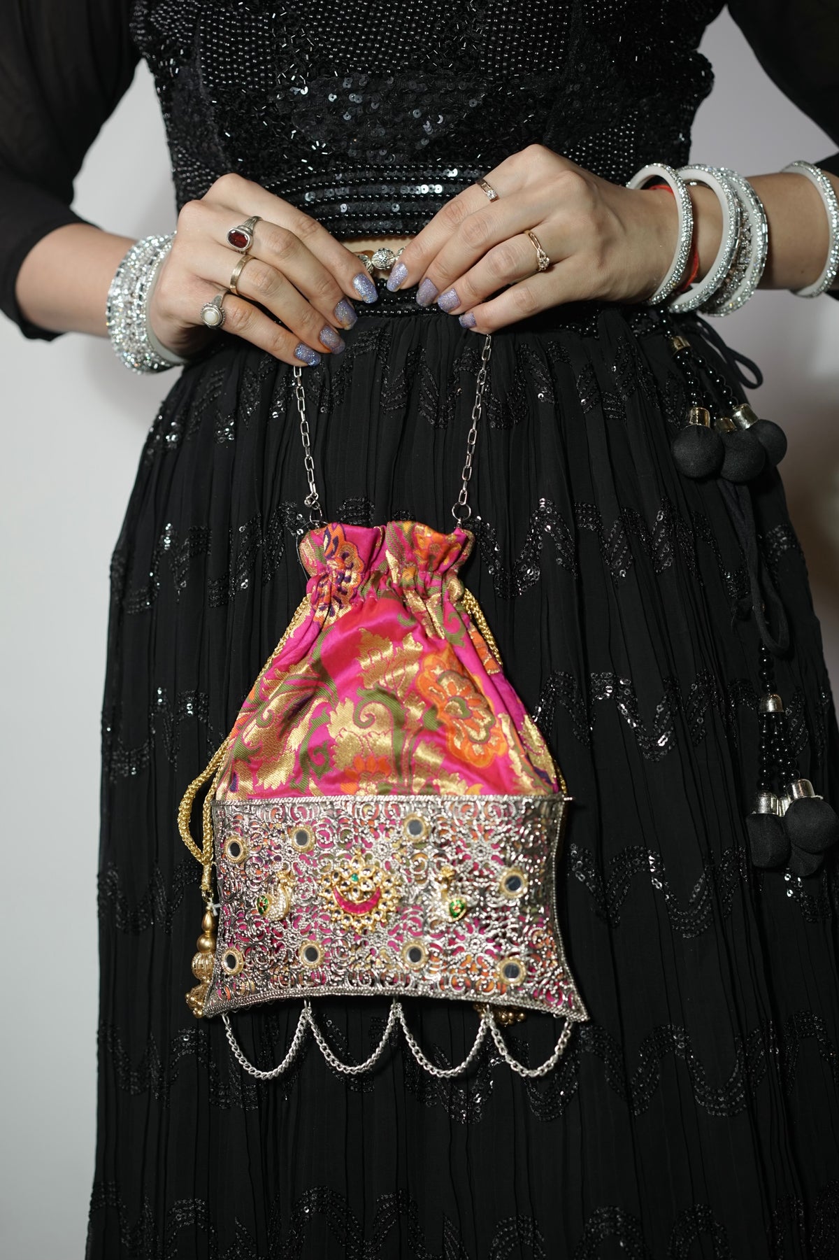 Zaria Utsav Potli